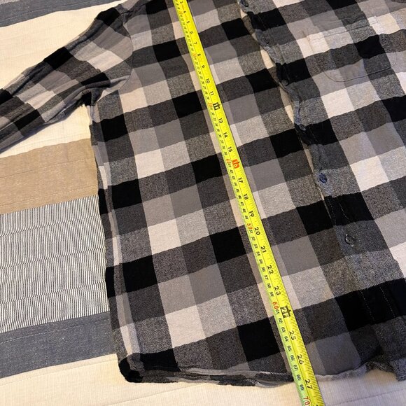 Club Room Casual Button Down Mens Medium Black White Plaid Rugged Flannel Shirt - Picture 4 of 6